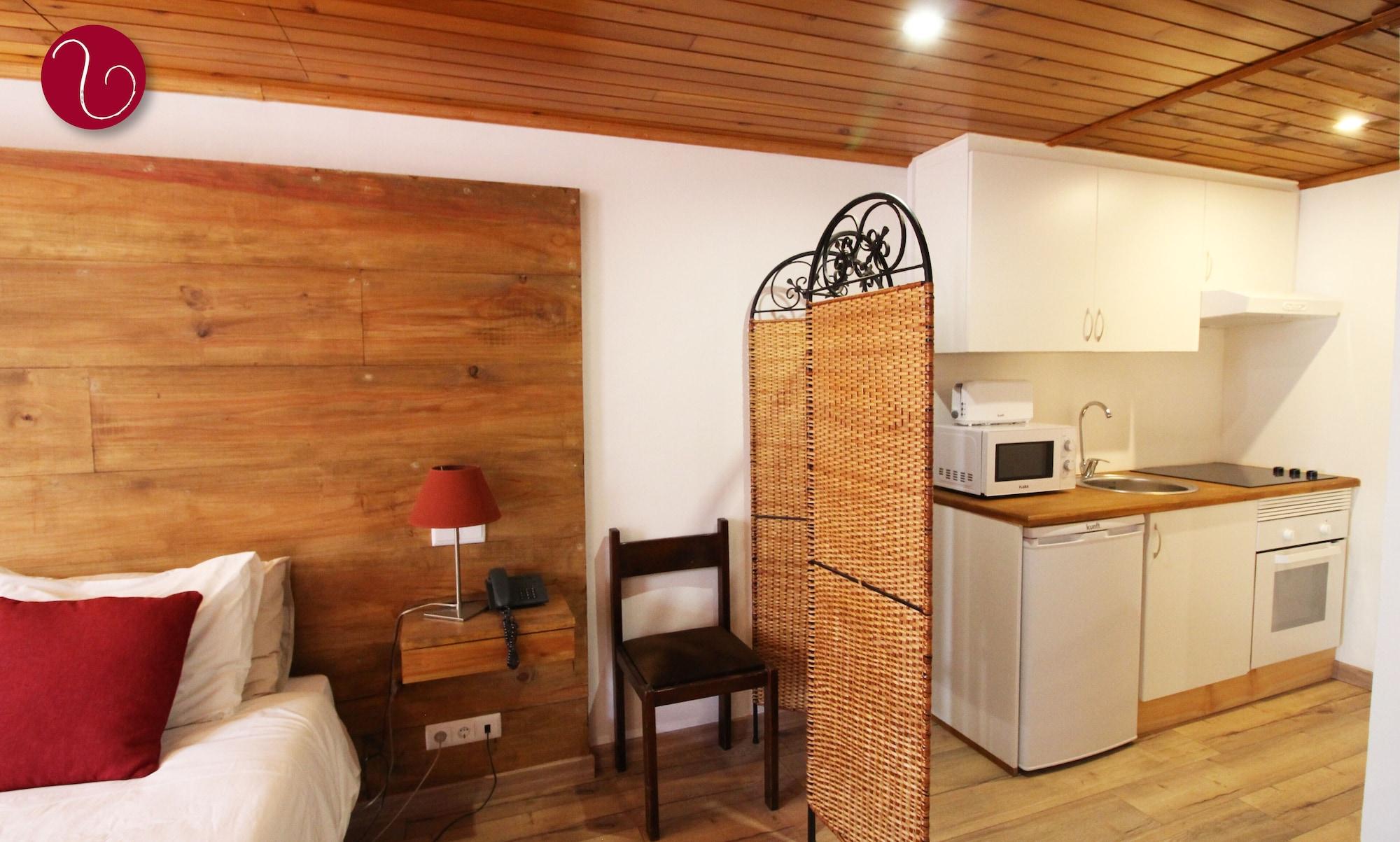 Guesthouse Vila Lusitania ฟุงชาล ภายนอก รูปภาพ