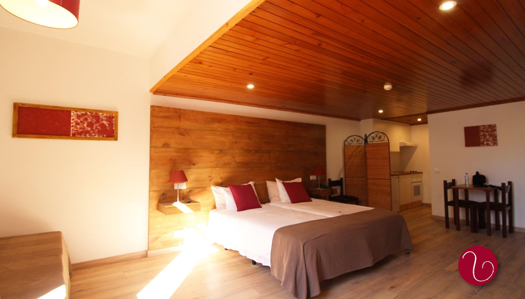 Guesthouse Vila Lusitania ฟุงชาล ภายนอก รูปภาพ