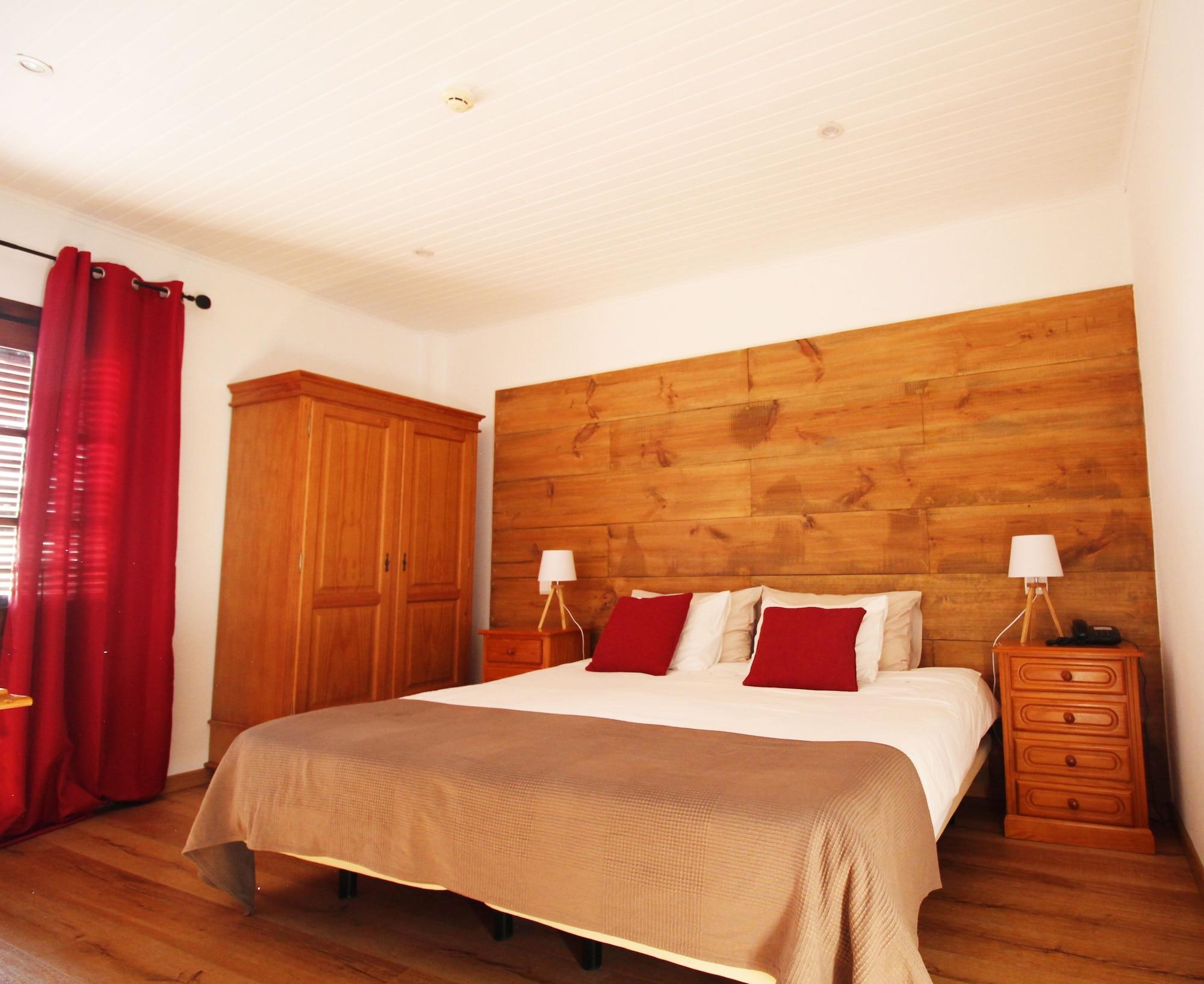 Guesthouse Vila Lusitania ฟุงชาล ภายนอก รูปภาพ