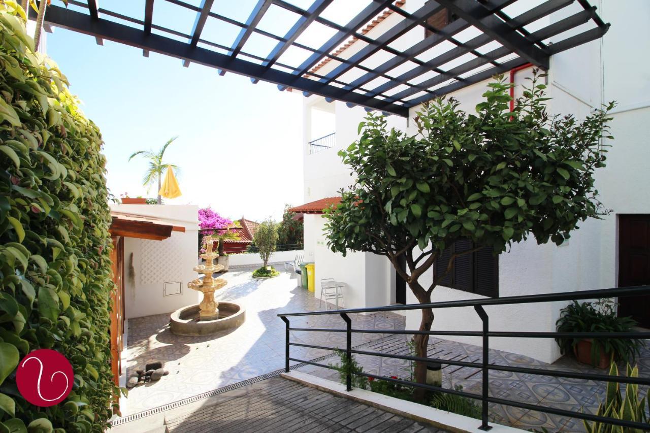 Guesthouse Vila Lusitania ฟุงชาล ภายนอก รูปภาพ