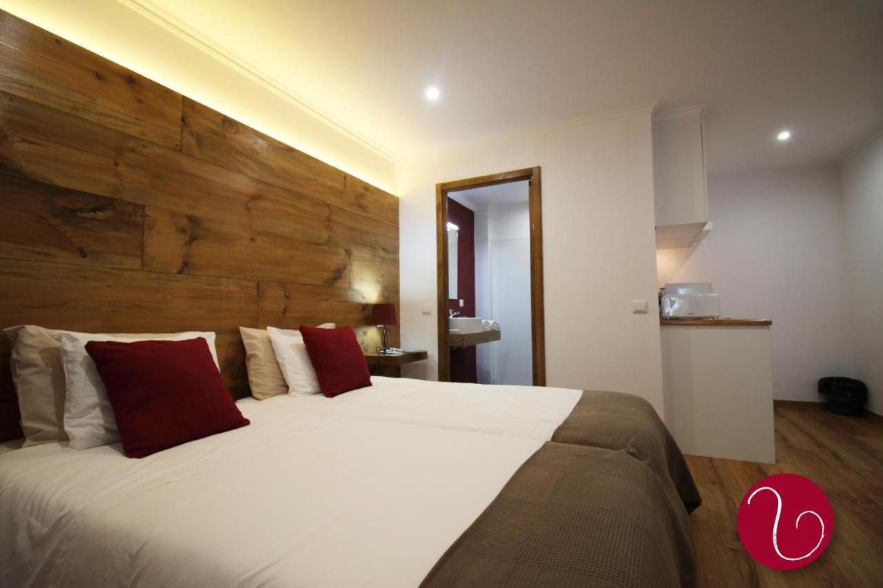 Guesthouse Vila Lusitania ฟุงชาล ภายนอก รูปภาพ