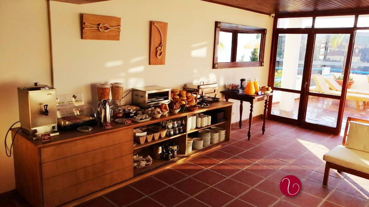 Guesthouse Vila Lusitania ฟุงชาล ภายนอก รูปภาพ