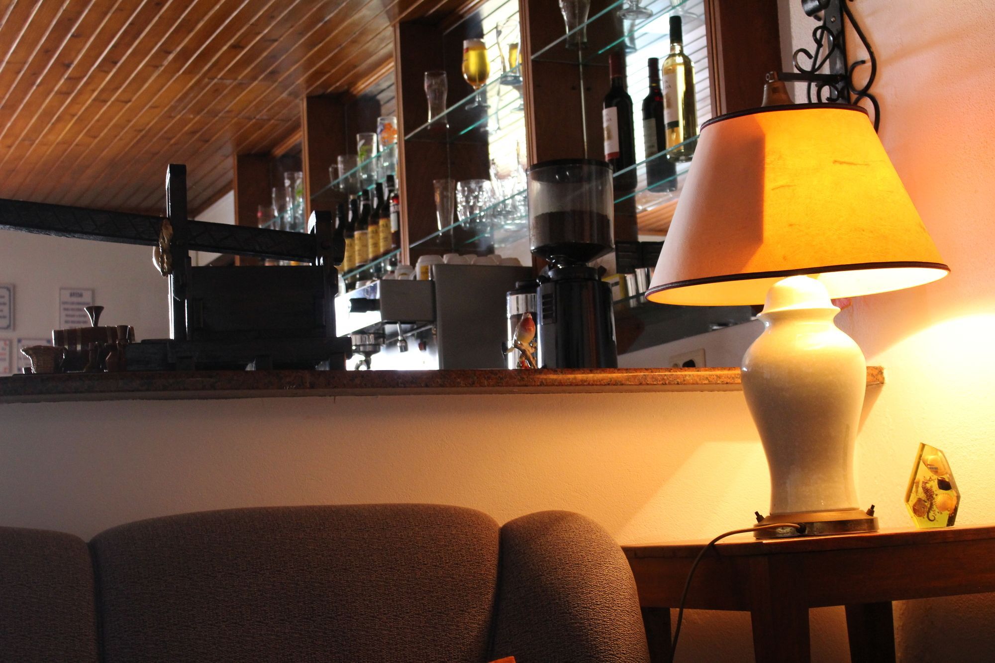Guesthouse Vila Lusitania ฟุงชาล ภายนอก รูปภาพ