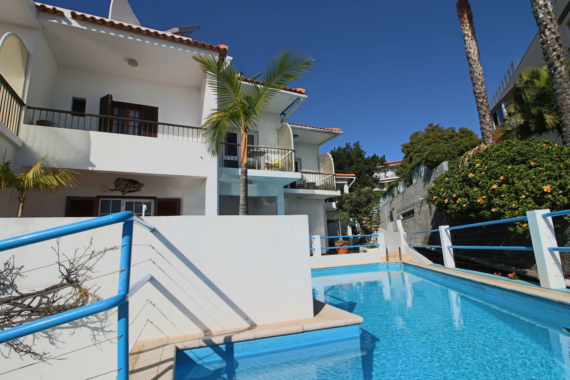 Guesthouse Vila Lusitania ฟุงชาล ภายนอก รูปภาพ